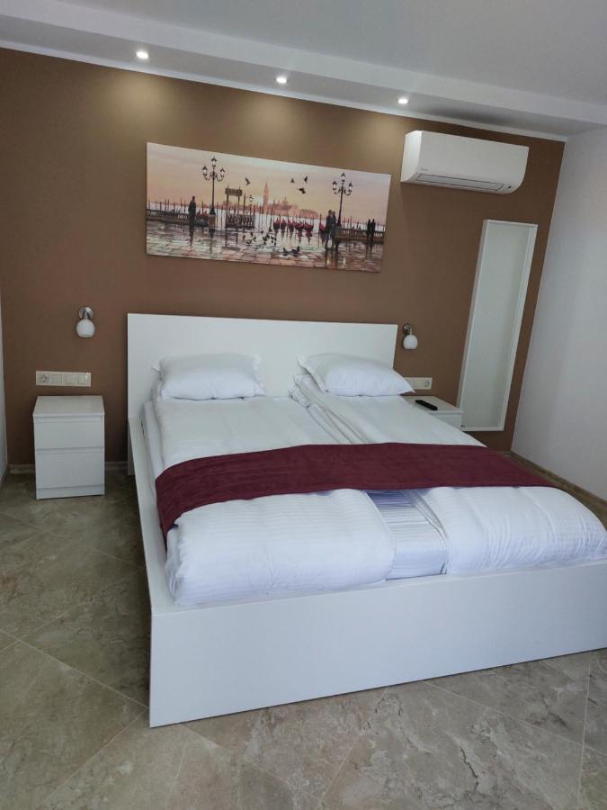 Stella Guesthouse Saparewa Banja Zewnętrze zdjęcie